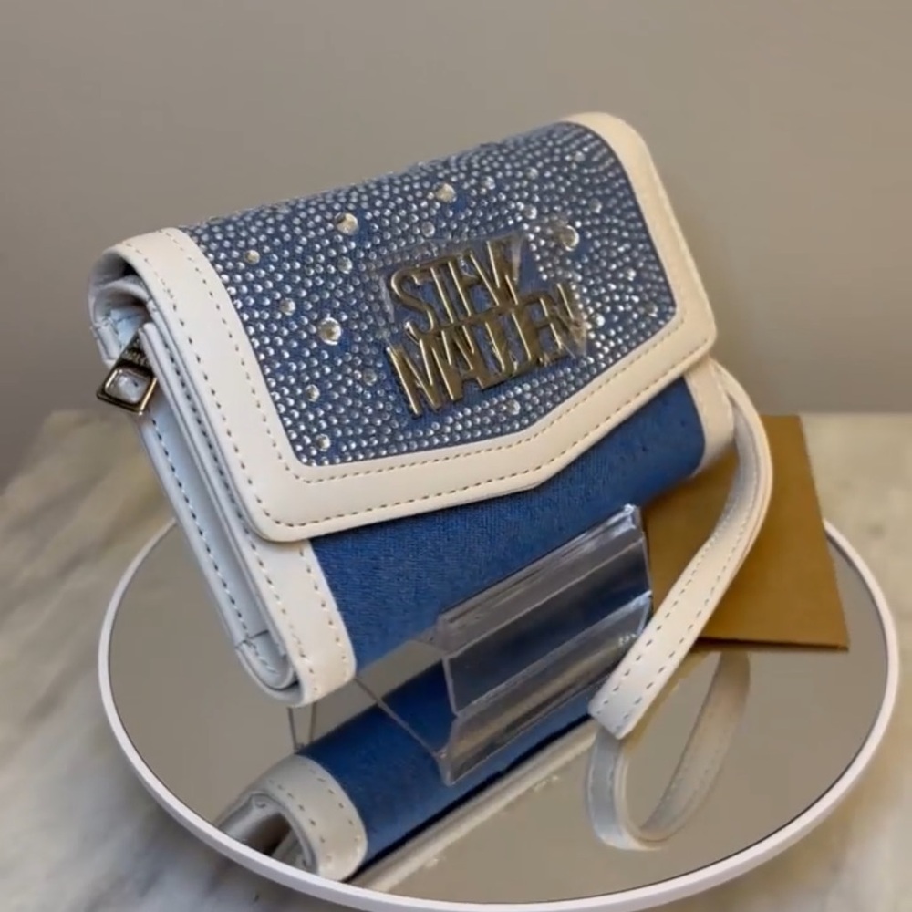 Steve Madden Brett Denim Wallet Wristlet NWT - Picture 2 of 9